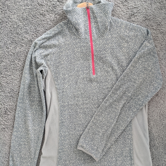 2 For $20 - Columbia fleece top - Picture 2 of 6